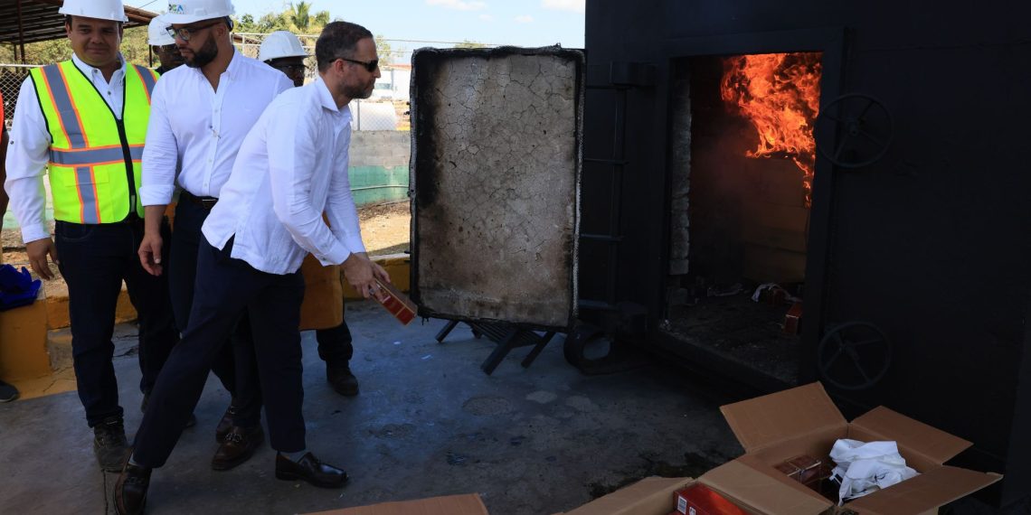 Contrabando de 54 millones de unidades de cigarrillos fueron incinerados