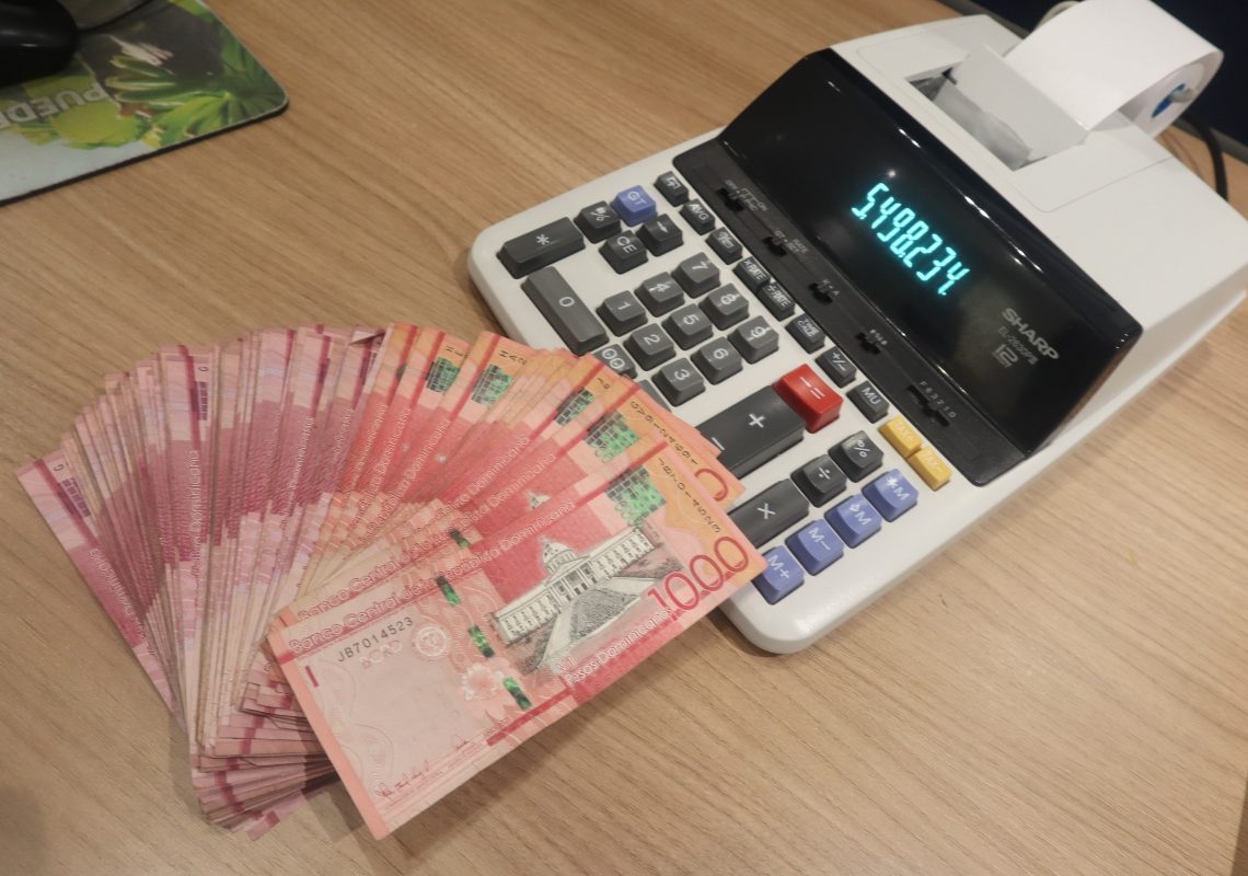 Cartera de crédito total aumenta RD$317,527 millones en último año Cartera de crédito total aumenta RD$317,527 millones en último año