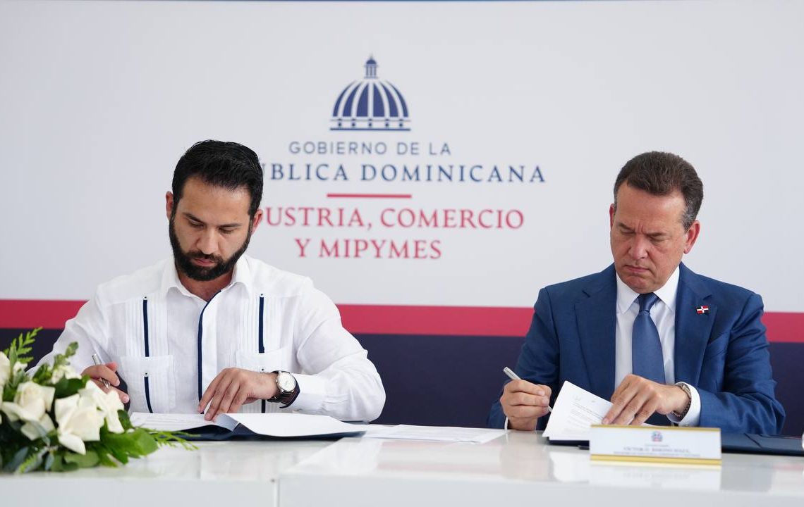 Philip Morris Dominicana y MICM firman acuerdo sobre seguridad fronteriza