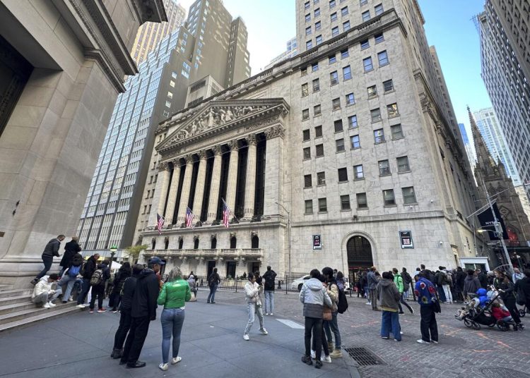 Wall Street cierra mixto y el Dow Jones sube un 0.12%