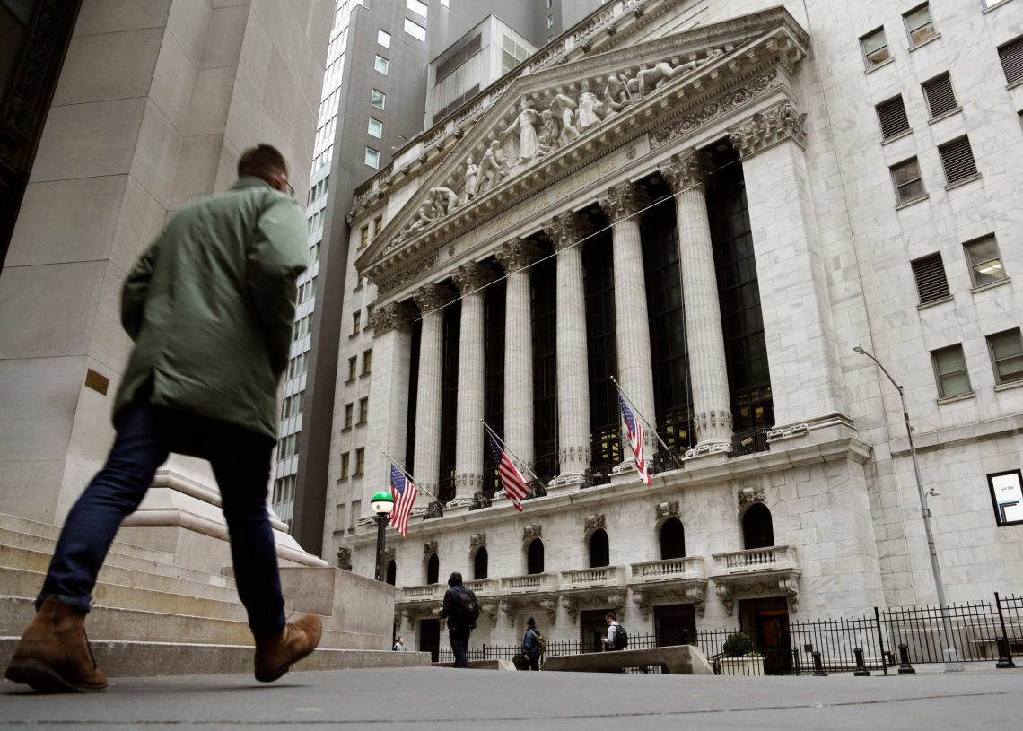 Wall Street abre en rojo y el Dow Jones baja un 0.12%
