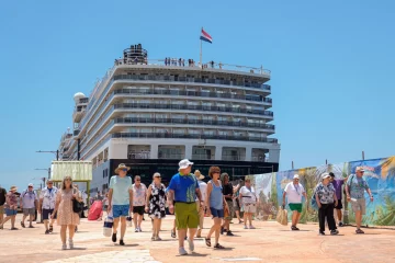Entidades trabajan en recepción de cruceristas que visitan Pedernales