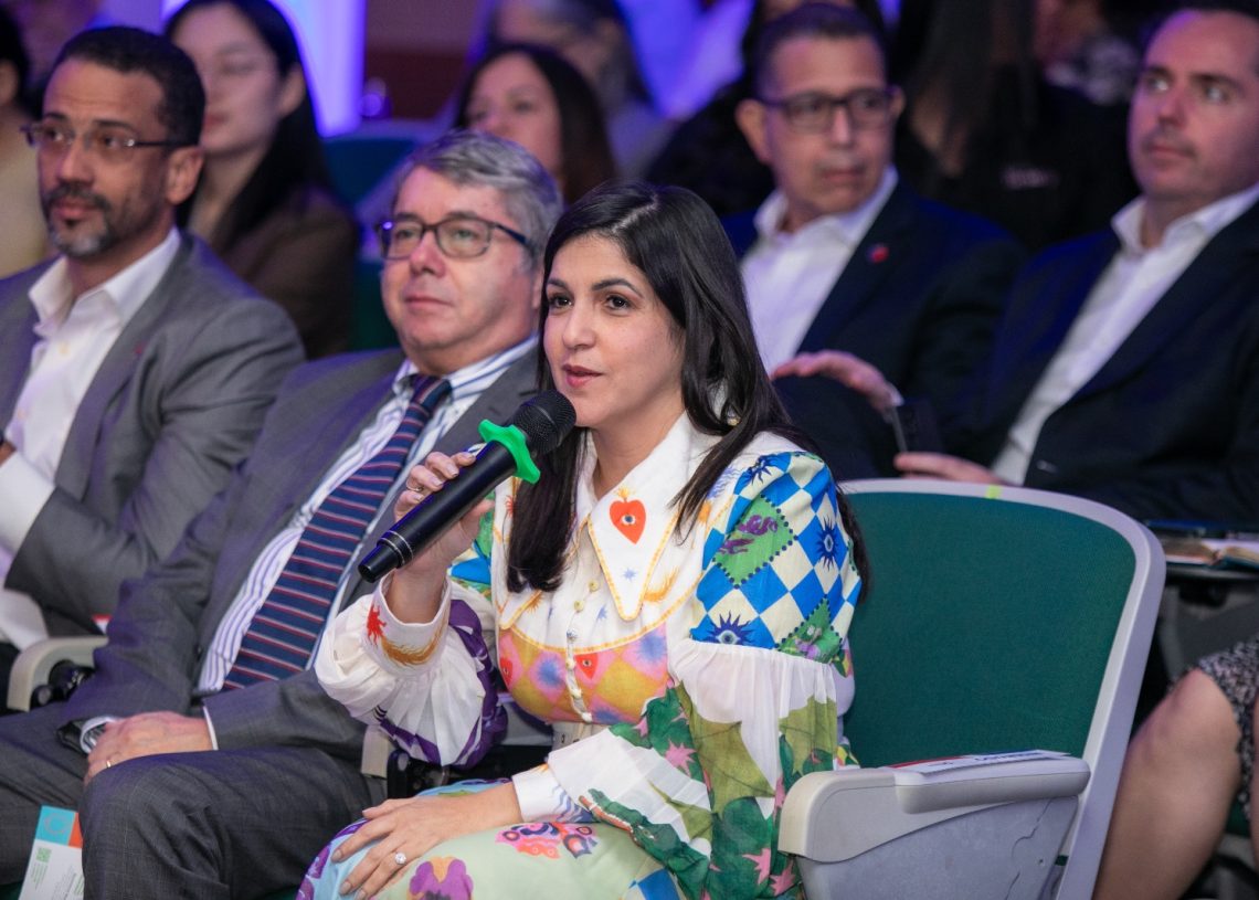 Exportaciones dominicanas generaron US$1,819.8 millones en enero-febrero