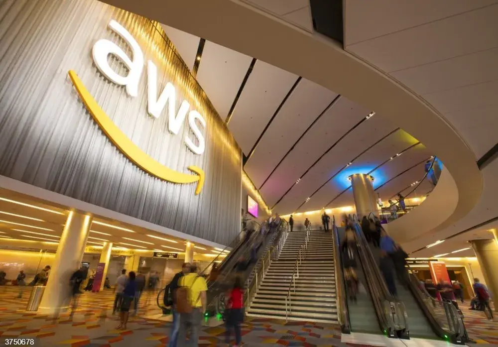 Amazon Web Services recortará cientos de empleos Amazon Web Services recortará cientos de empleos