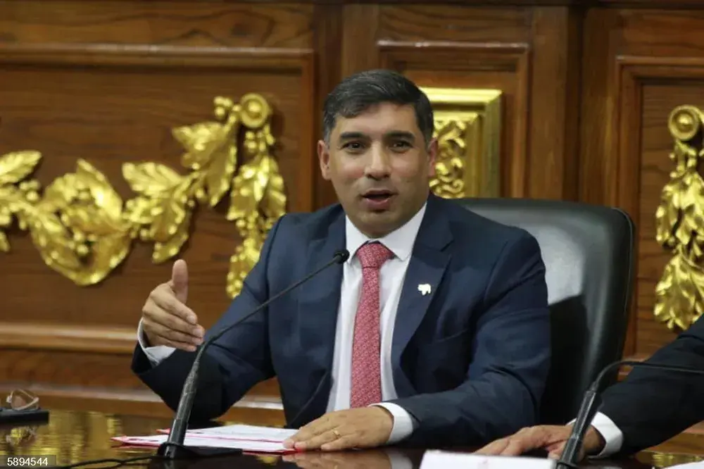 Venezuela aprueba la creación de una empresa petrolera mixta para captar inversiones extranjeras