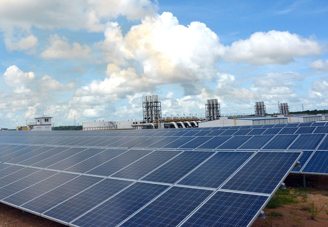 Europa necesita invertir €800.000 millones en infraestructura energética para cumplir las metas de 2030