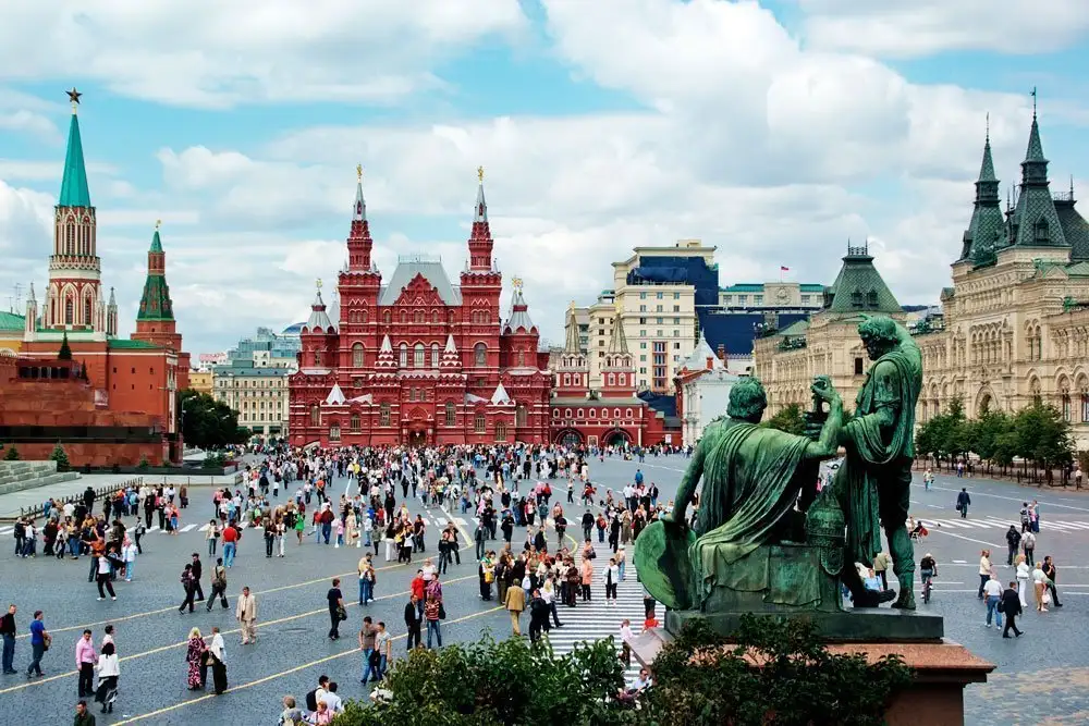 El FMI eleva seis décimas el crecimiento de Rusia, hasta el 3.2%, por la venta de crudo