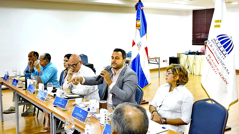 Economía socializa nueva metodología de evaluación desempeño