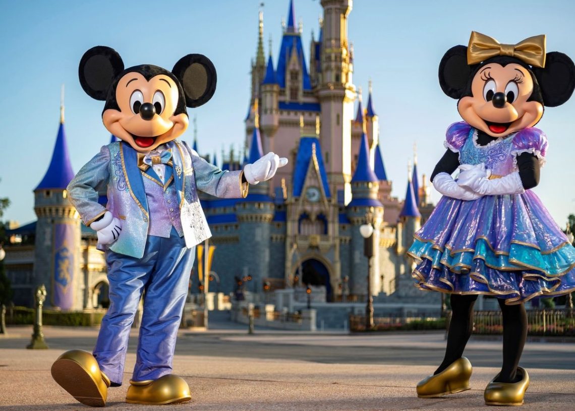 Aumento de costos reduce 25.8% los beneficios de Disney en primer semestre del año fiscal