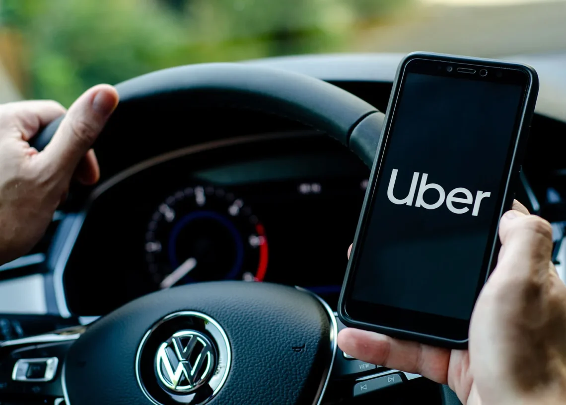 Uber cuadruplica sus pérdidas en el primer trimestre