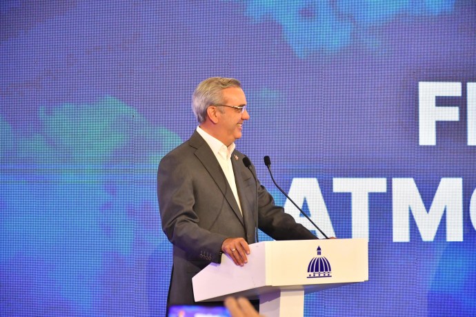 Abinader: La reforma fiscal va, pero con diálogo con todos