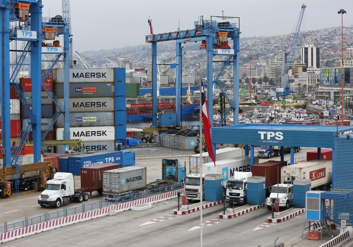 Chile anota un superávit comercial de US$1,868 millones en abril