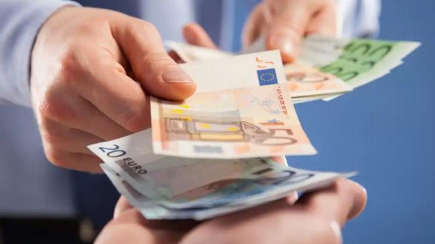 La subida de los salarios en la eurozona se aceleró al 4.69% en el primer trimestre de 2024