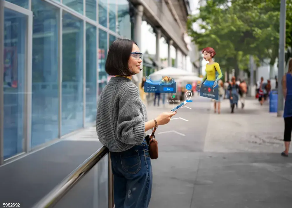 El uso combinado de 'smartphones' y dispositivos RA se duplicará en cinco años El uso combinado de 'smartphones' y dispositivos RA se duplicará en cinco años