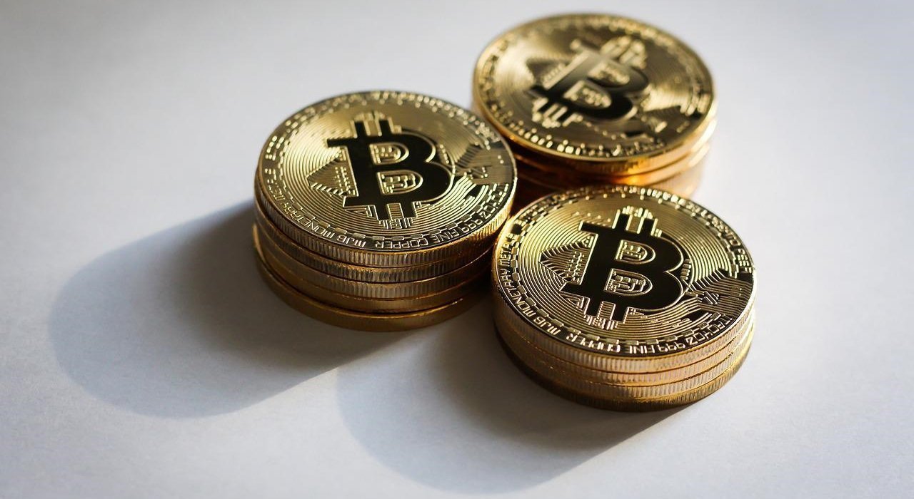 Autorizan el uso de criptomonedas en Bolivia