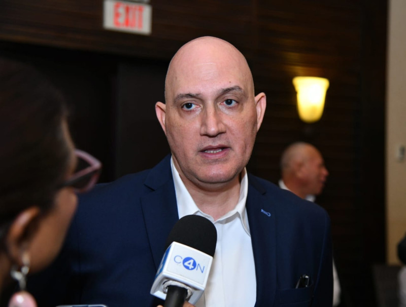 Ministro de Economía dice reforma no solo trata del tema fiscal sino de un “paquete integral”