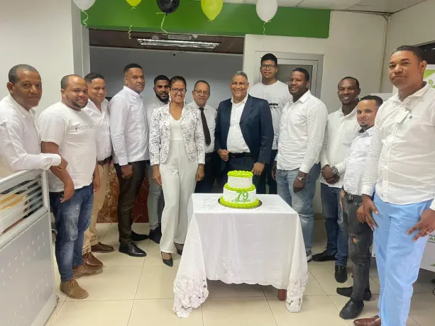 Banco Agrícola celebra “La agricultura es también para los jóvenes”