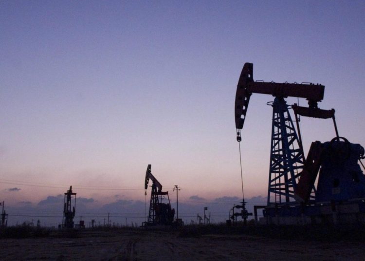 El petróleo de Texas sube un 0.15% y se mantiene estable tras últimos datos de inflación El petróleo de Texas sube un 0.15% y se mantiene estable tras últimos datos de inflación