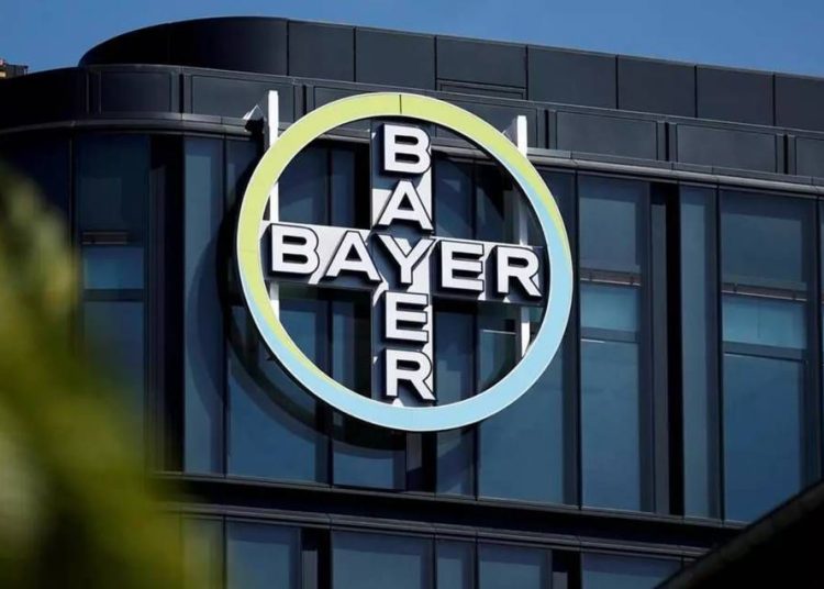 Jueza reduce de US$2,250 a US$400 millones condena a Bayer por usar herbicida Roundup