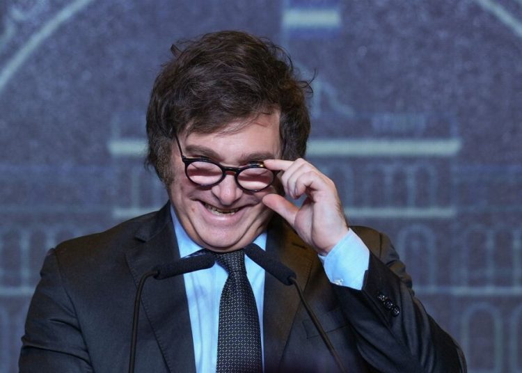 Milei perseverará en las reformas con o sin aprobación parlamentaria de la ley de Bases Milei perseverará en las reformas con o sin aprobación parlamentaria de la ley de Bases