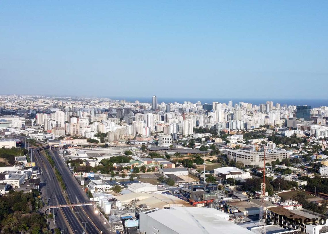 PIB local se ha duplicado cada 10 años en tres décadas PIB local se ha duplicado cada 10 años en tres décadas