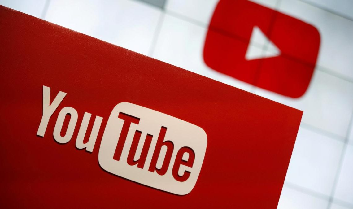 YouTube prueba a inyectar anuncios directamente en la transmisión de vídeos para neutralizar el uso de bloqueadores