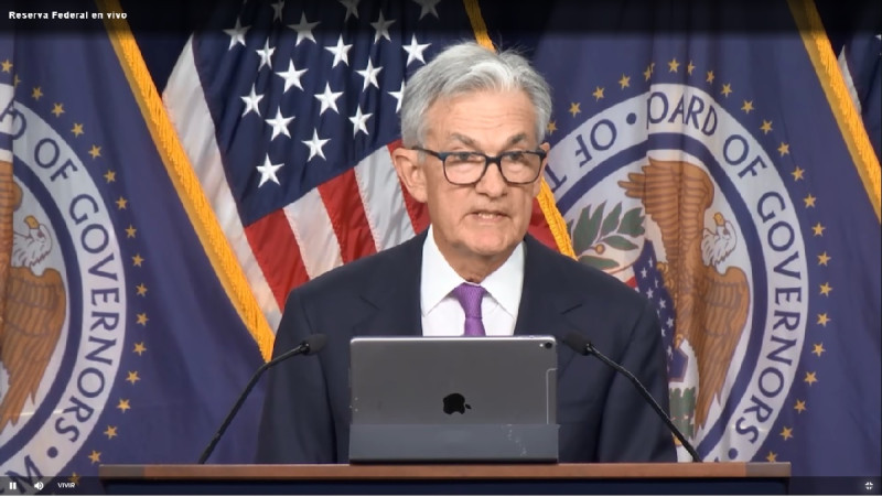 Nuevos datos aumentan confianza de la Fed en desaceleración de la inflación, dice Powell