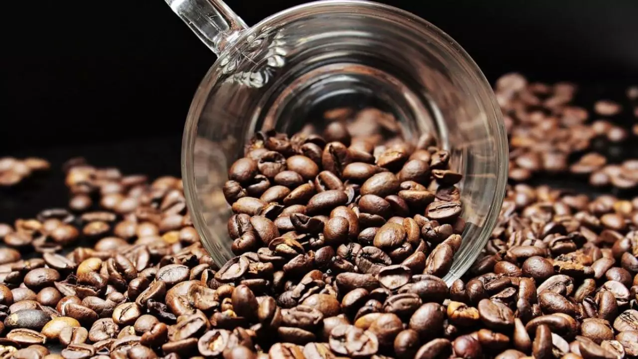 Brasil exportó un volumen récord de 47 millones de sacos de café en el último año Brasil exportó un volumen récord de 47 millones de sacos de café en el último año