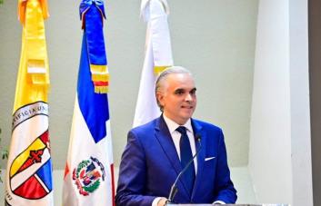 El sector empresarial estudia resultados del plan piloto voluntario de jornada laboral reducida