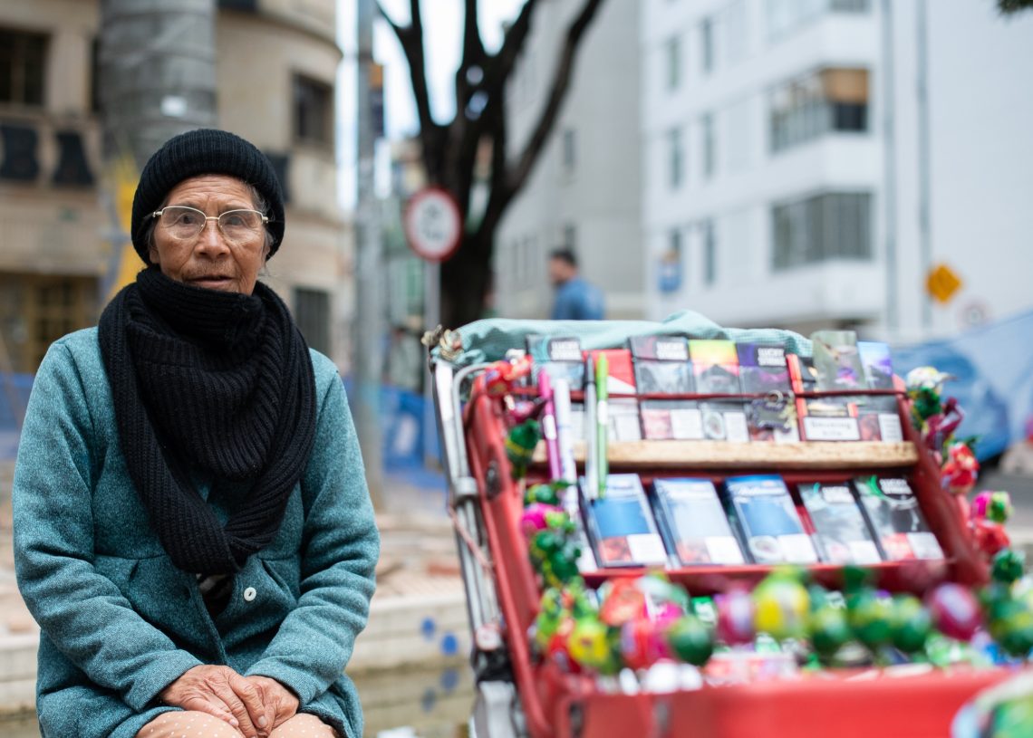 Índice de pobreza de los hispanos en EEUU cayó en 2022, dice Oficina del Censo Índice de pobreza de los hispanos en EEUU cayó en 2022, dice Oficina del Censo