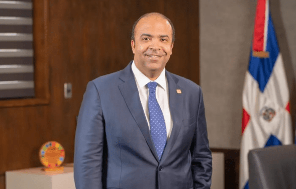 Abinader confirma a Samuel Pereyra como presidente ejecutivo del Banco de Reservas Abinader confirma a Samuel Pereyra como presidente ejecutivo del Banco de Reservas
