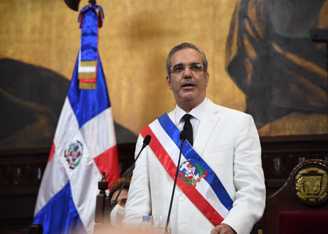 Pobreza monetaria disminuye a 18.9% en el primer semestre de 2024