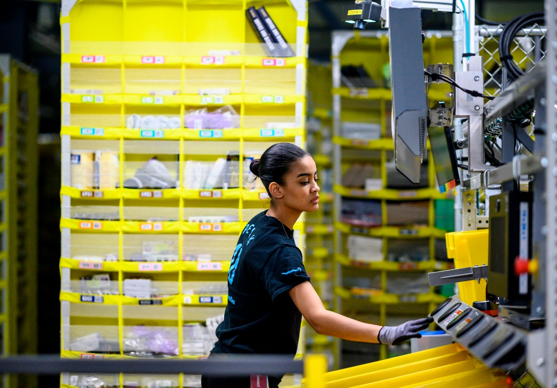 Madres latinas son las más afectadas por brecha salarial en EE. UU.