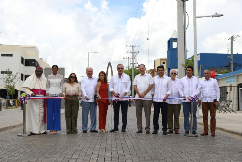 Turismo inaugura Boulevard de la Peregrinación y reconstrucción de calles circundantes de la Basílica de Higüey Turismo inaugura Boulevard de la Peregrinación y reconstrucción de calles circundantes de la Basílica de Higüey