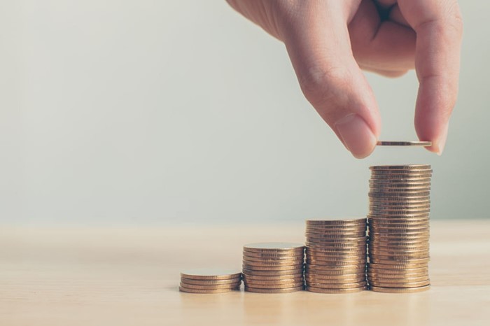 Reforma fiscal «será duro golpe» ; Gobierno adeuda más de 75 mil millones de dólares