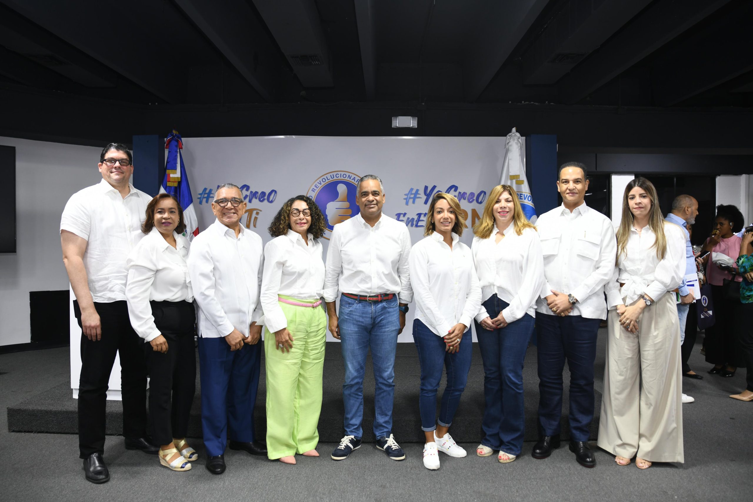 Gobierno proyecta instalación de tres mil megavatios de energías renovables