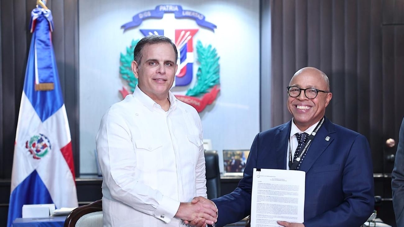 Productores acuden ante los diputados a plantear sus puntos de vista sobre reforma fiscal