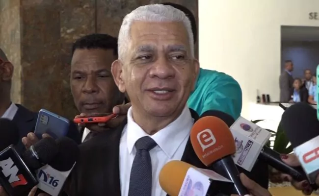 Senado designa comisión para analizar reforma laboral sometida por el Gobierno