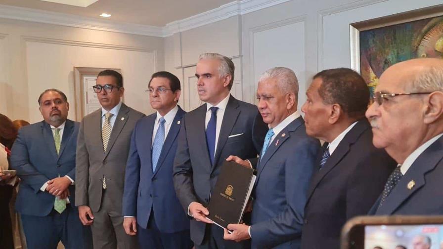 Gobierno deposita en el Congreso la reforma laboral sin tocar la cesantía