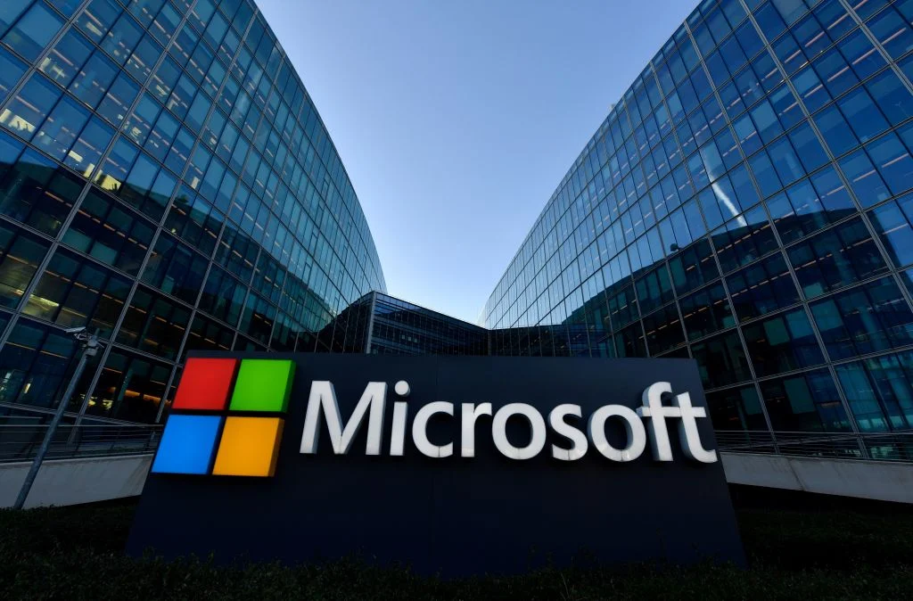 Modelo de lenguaje pequeño Phi-4 de Microsoft despunta en razonamiento complejo