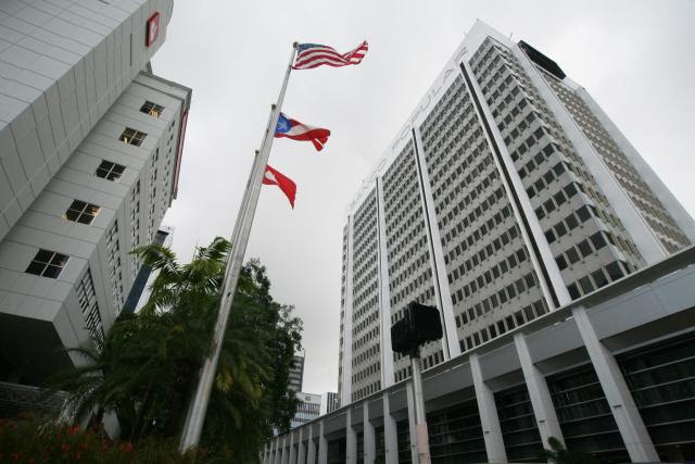 Dueños de banco internacional en PR involucrados en presunto fraude Dueños de banco internacional en PR involucrados en presunto fraude