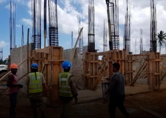 Acoprovi solicita la regularización de 87,000 trabajadores haitianos en el sector construcción