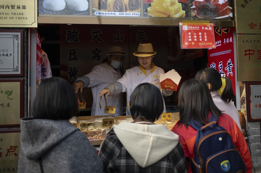 China presenta un plan de acción para estimular el consumo