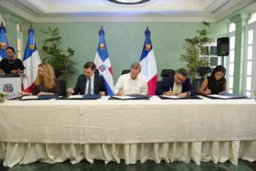 Gobierno firma Hoja de Ruta de Cooperación con la Agencia Francesa de Desarrollo