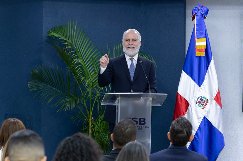 Superintendente destaca fortaleza de la supervisión bancaria y avances en protección a los usuarios Superintendente destaca fortaleza de la supervisión bancaria y avances en protección a los usuarios