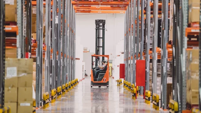 La inversión en México cayó el 7.1% en mayo y acumula nueve meses a la baja