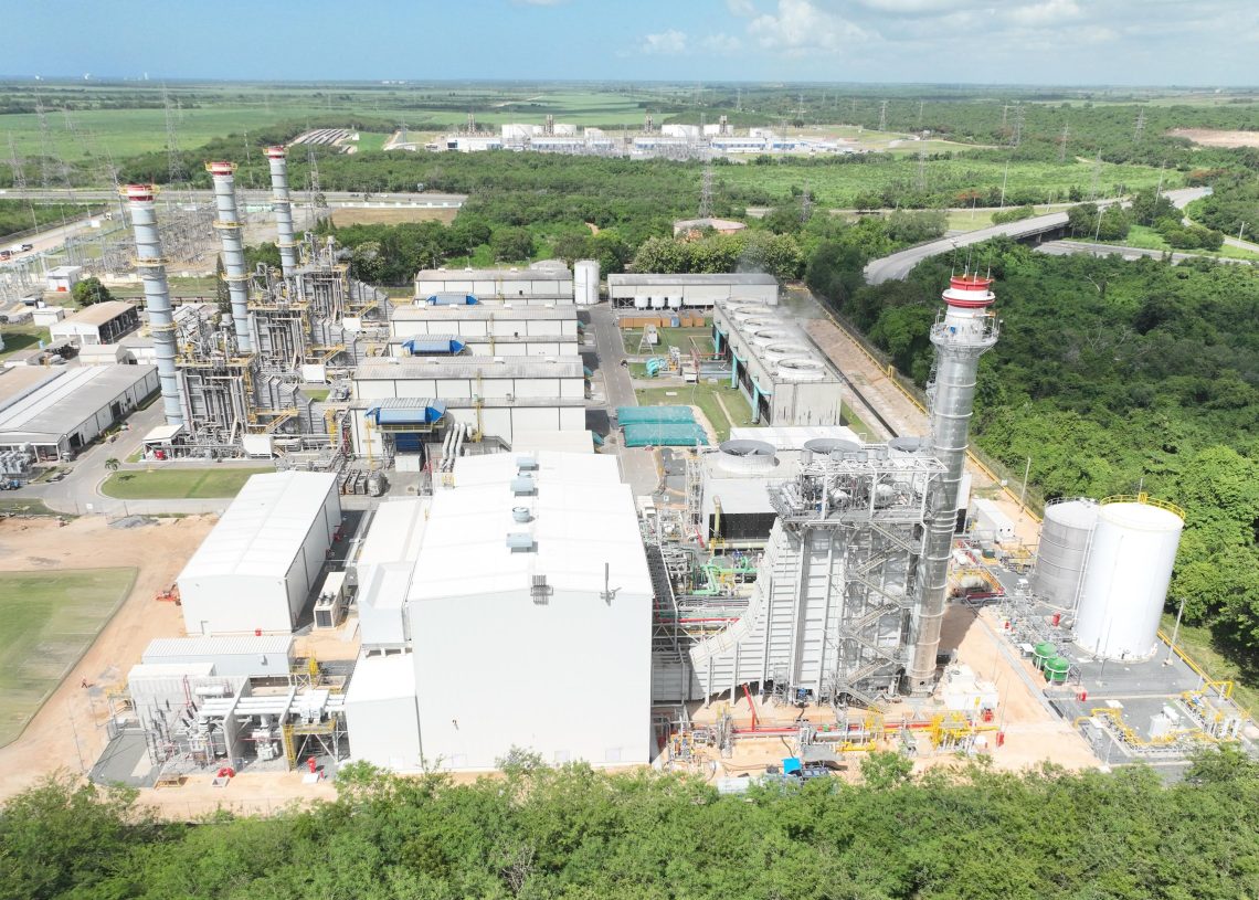 Energas suma 130 MW al sistema eléctrico con su cuarta unidad a gas natural