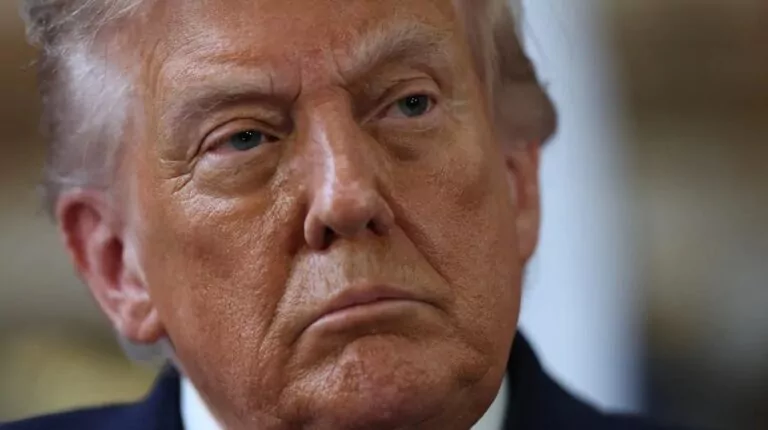 El Supremo escuchará las argumentaciones sobre los aranceles de Trump el 5 de noviembre El Supremo escuchará las argumentaciones sobre los aranceles de Trump el 5 de noviembre