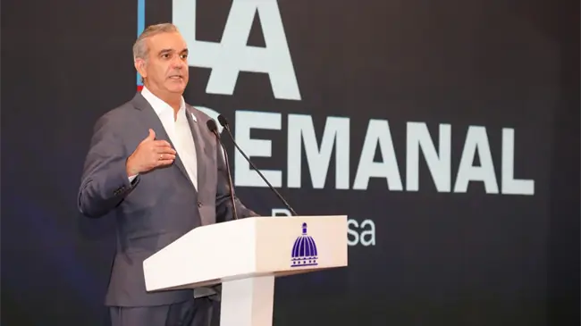 Abinader asegura que su gobierno toma medidas para reducir los "odiosos apagones" Abinader asegura que su gobierno toma medidas para reducir los "odiosos apagones"