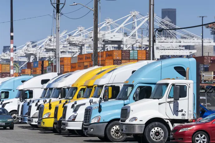 El Supremo de EEUU accede a resolver de forma "urgente" la legalidad de los aranceles El Supremo de EEUU accede a resolver de forma "urgente" la legalidad de los aranceles